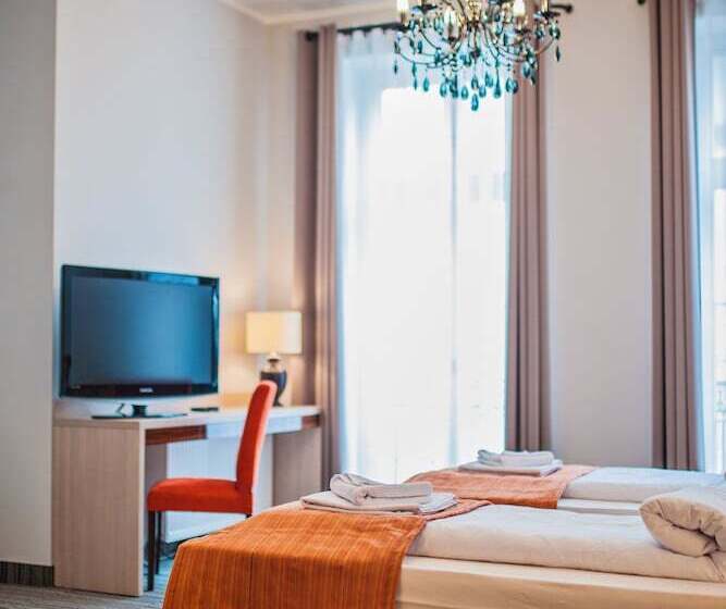 Fortune Old Town Boutique