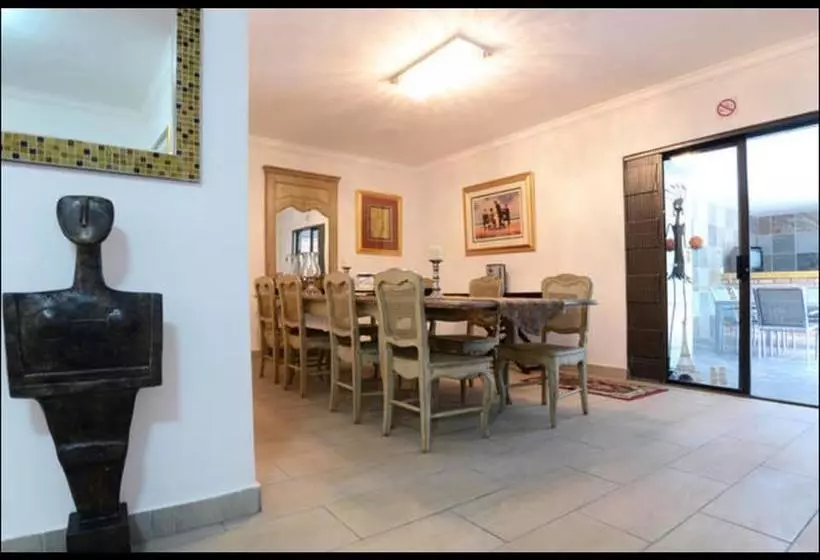 ベッドアンドブレックファースト 2 Op Terblanche Guesthouse