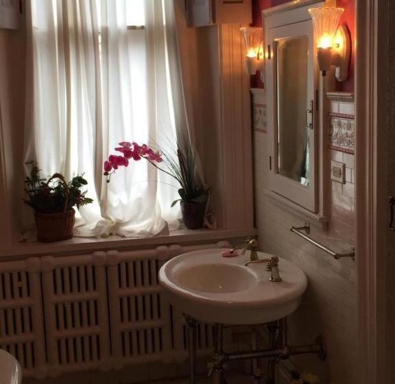 민박 Susquehanna Manor Inn