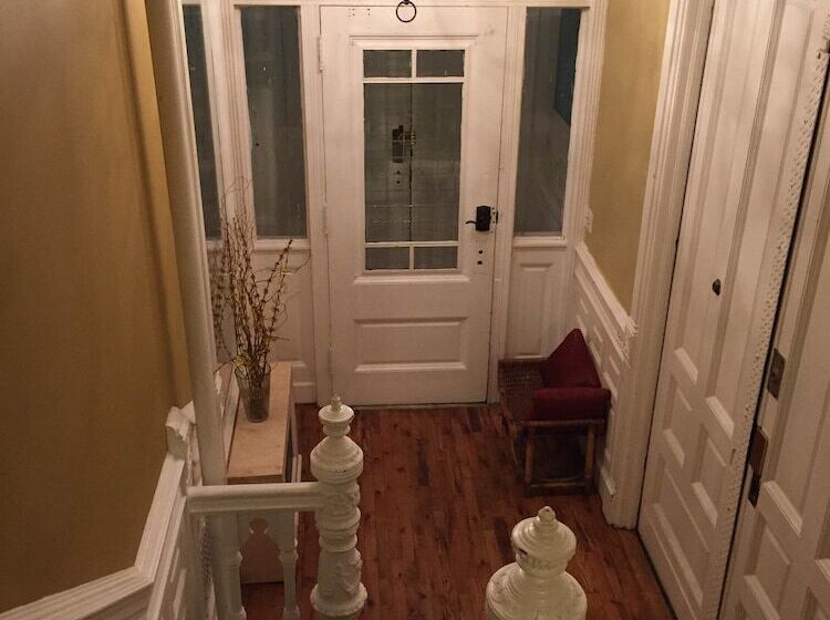 Bed and Breakfast The Melva Inn   Harlem