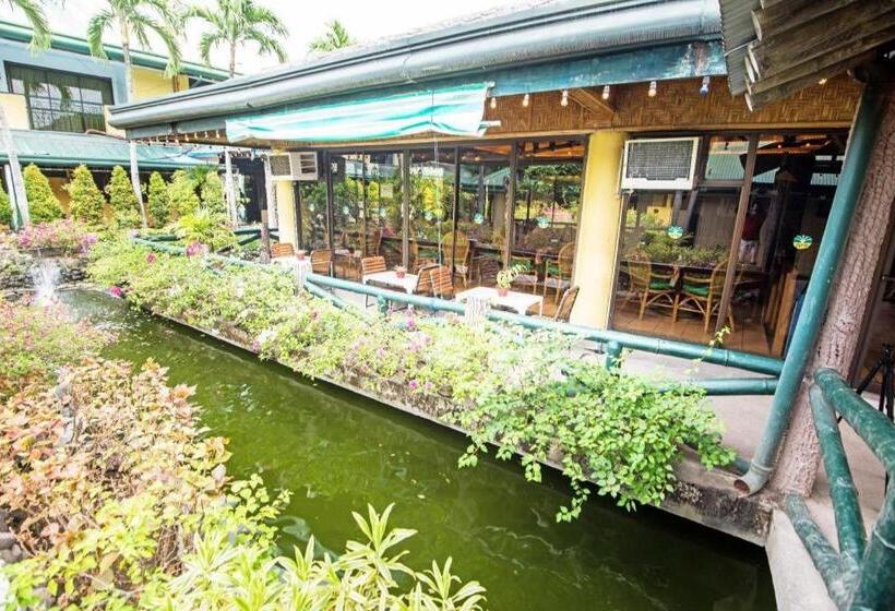 Family Country Hotel And Convention Centre