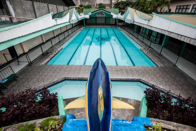 Family Country Hotel And Convention Centre