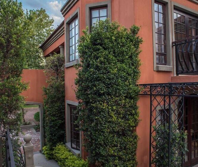 בית מלון כפרי Ivory Manor Boutique