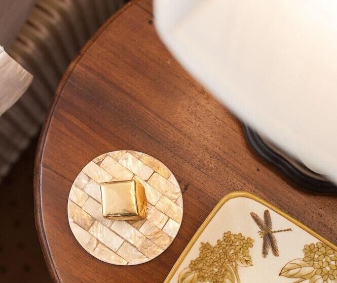 בית מלון כפרי Ivory Manor Boutique