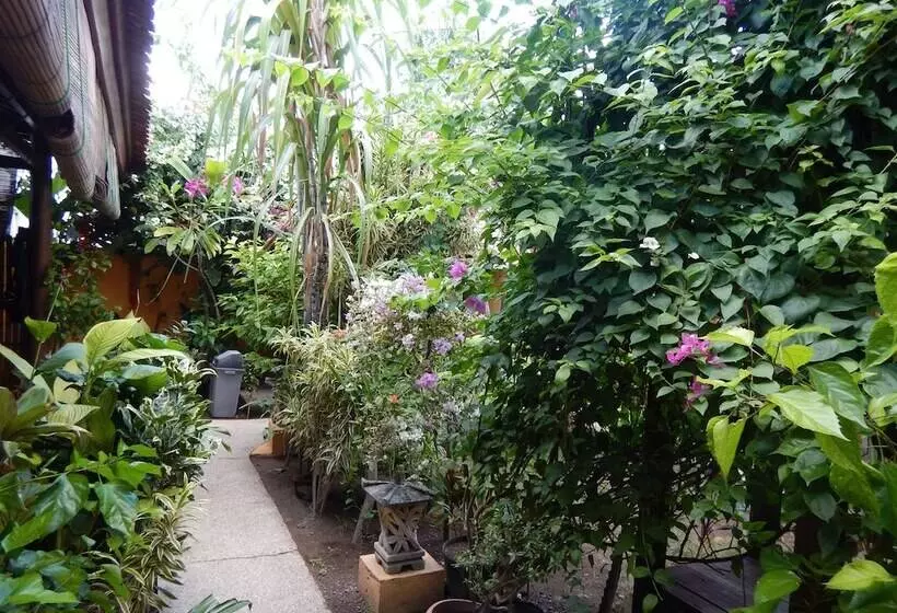 هتل Puri Sayang Bungalows