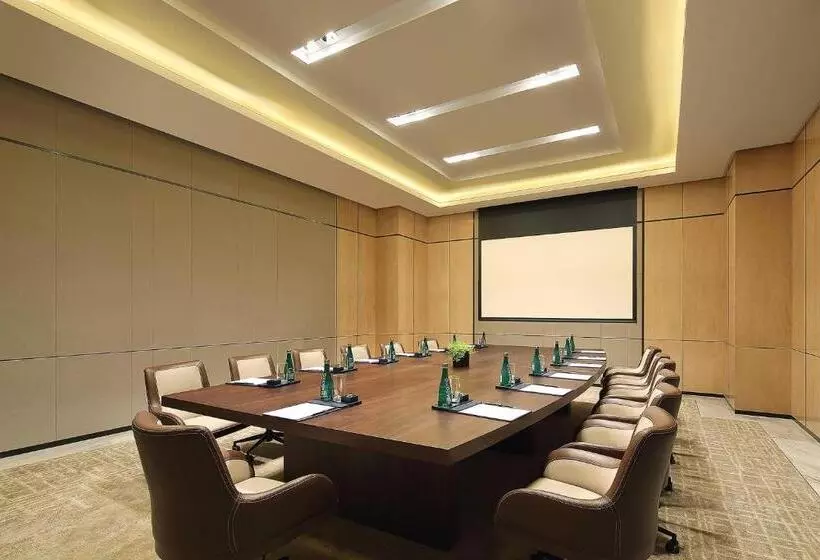 Hotelli Sheraton Grand Hangzhou Binjiang