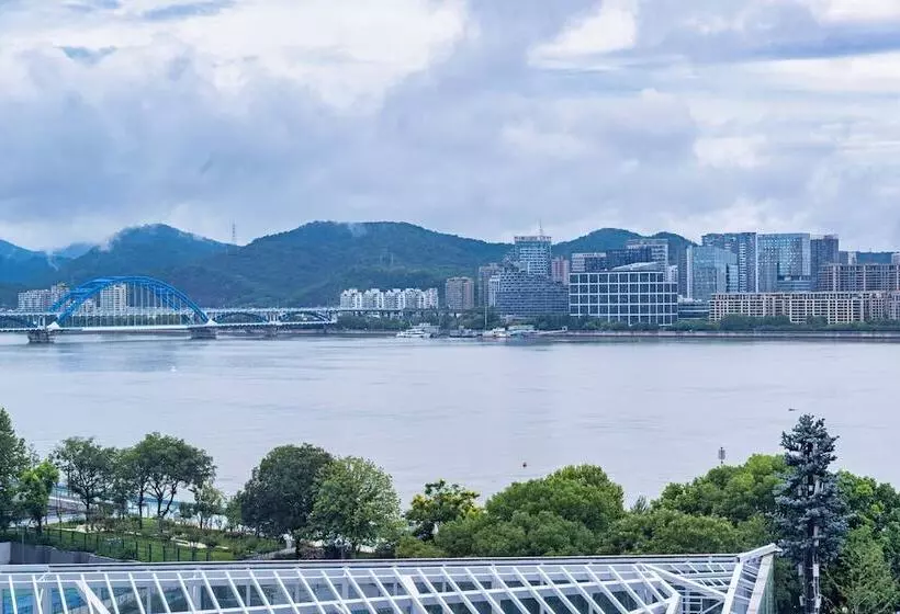Hotelli Sheraton Grand Hangzhou Binjiang