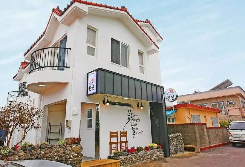 ホテル Tramonto Pension