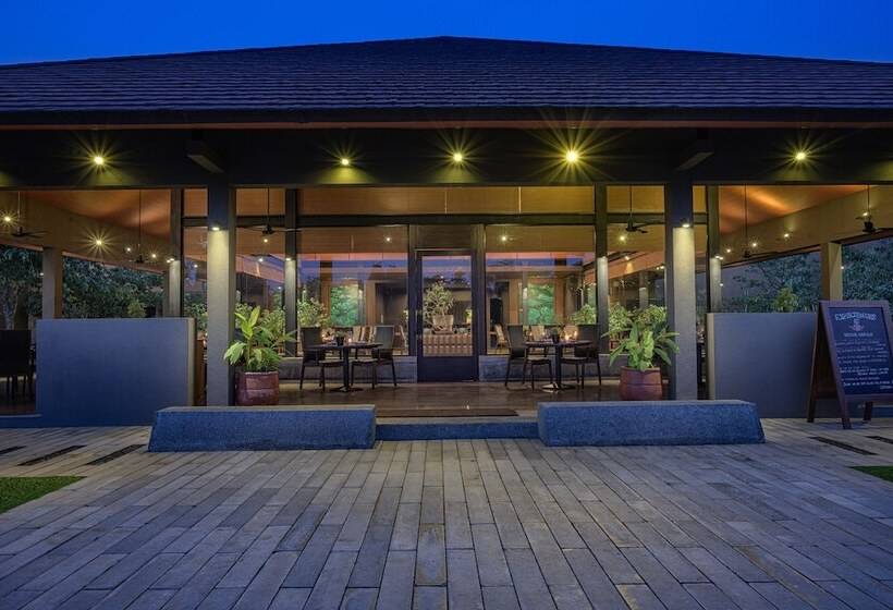 فندق Water Garden Sigiriya