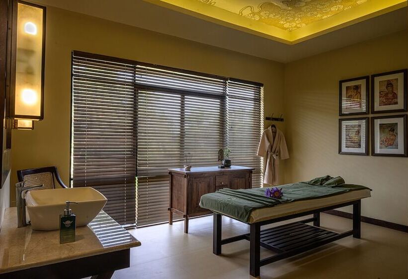 فندق Water Garden Sigiriya