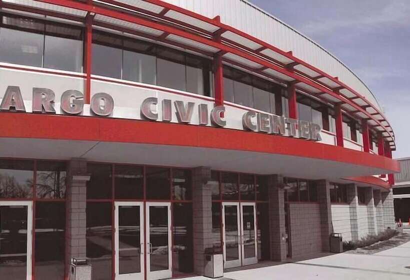 فندق Woodspring Suites Fargo North Near Ndsu