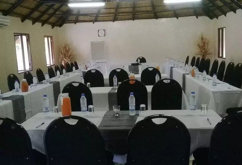 هتل Wozani Lodge