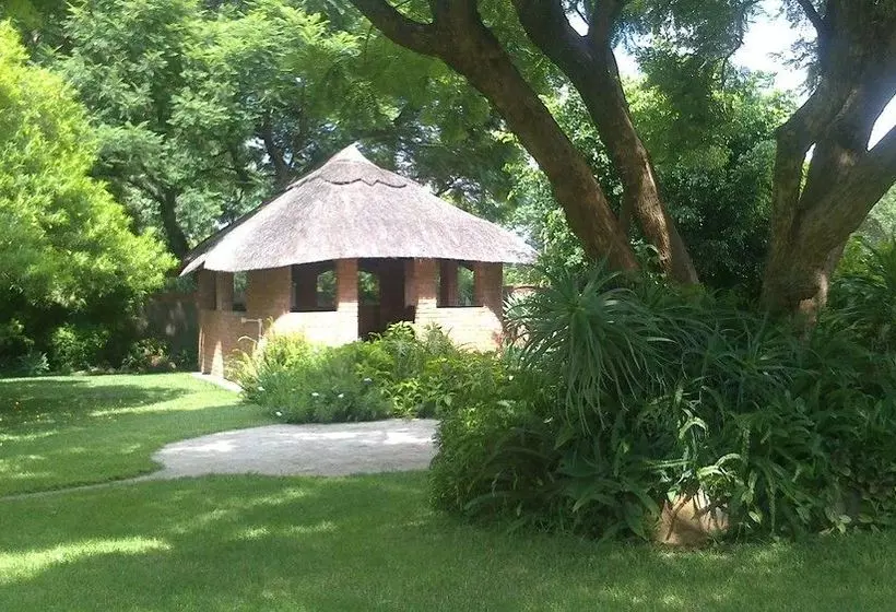 هتل Wozani Lodge