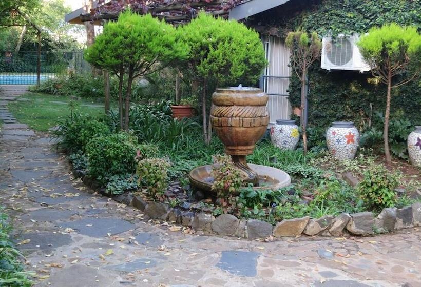 膳宿费 Dias Guest House