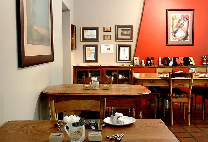 膳宿费 Dias Guest House