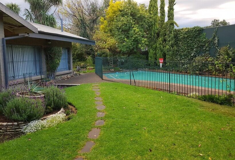 膳宿费 Dias Guest House