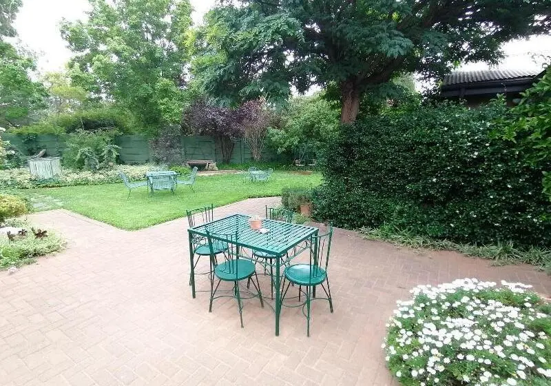 پانسیون Dias Guest House
