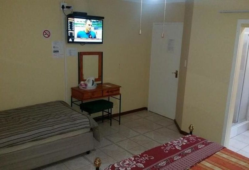 פנסיון Ebenezer Guesthouse Bluewater Bay