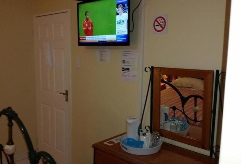 פנסיון Ebenezer Guesthouse Bluewater Bay