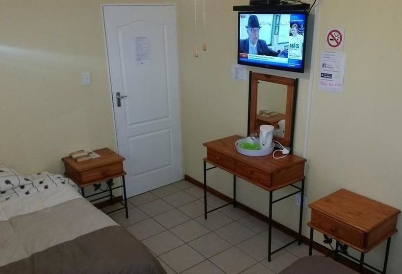 פנסיון Ebenezer Guesthouse Bluewater Bay