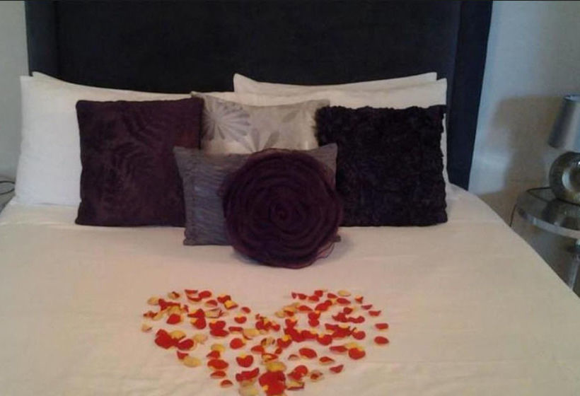 פנסיון Warwick Place