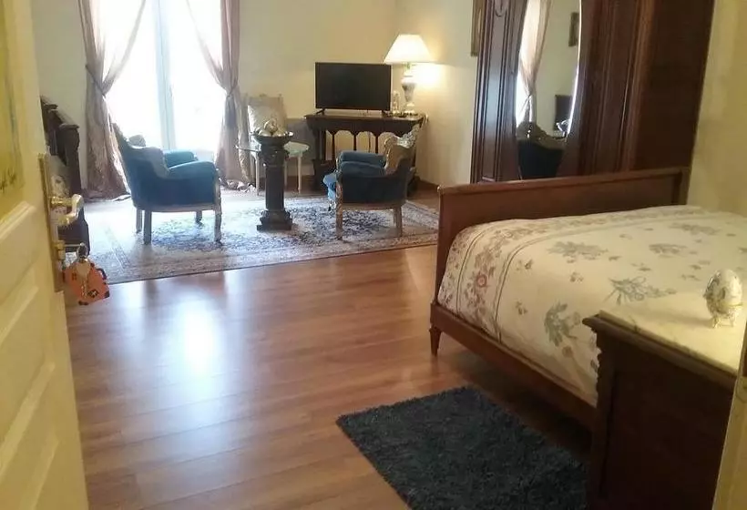 Aamiaismajoitus (B&B) Les Chambres De La Nied