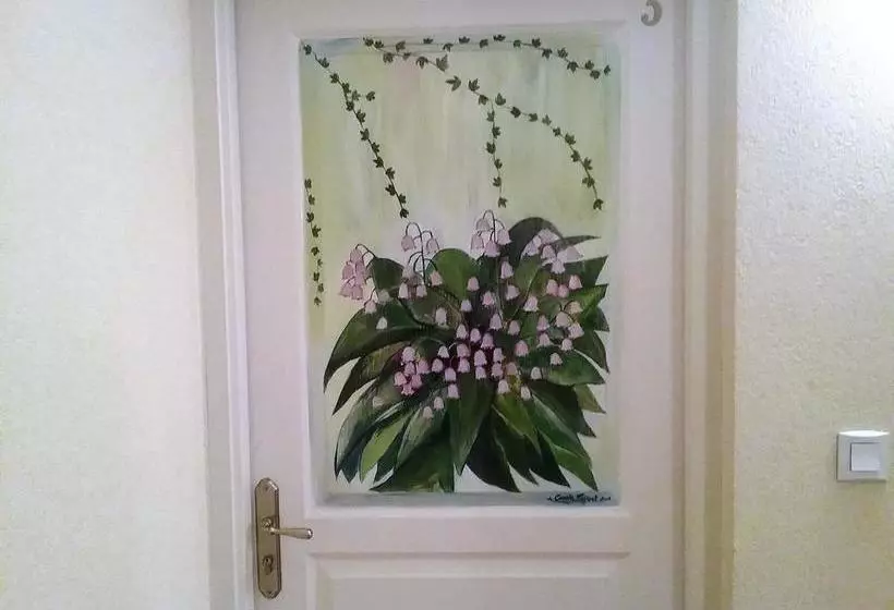 Aamiaismajoitus (B&B) Les Chambres De La Nied