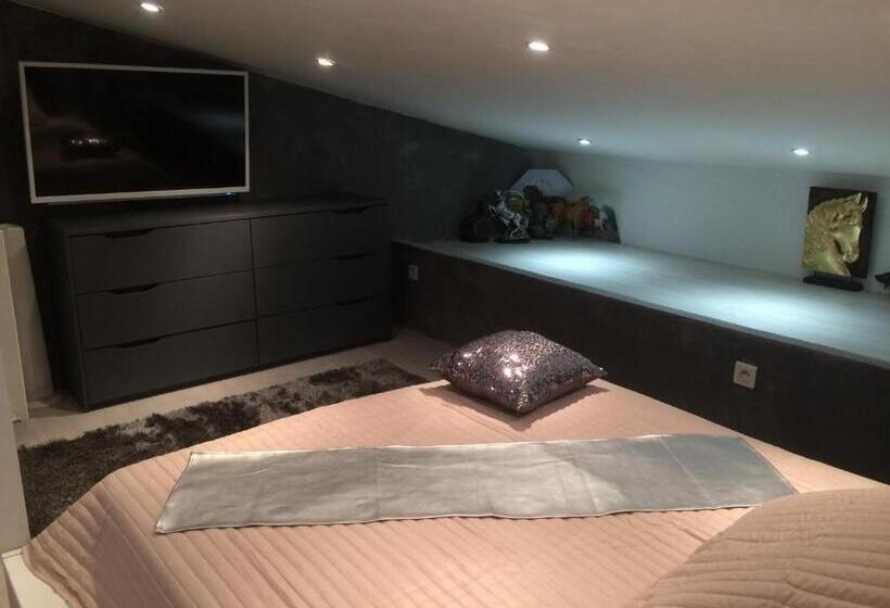 تختخواب و صبحانه Les Chambres De Naevag