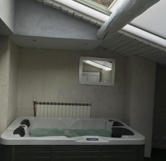 تختخواب و صبحانه Les Chambres De Naevag