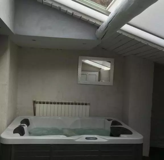 تختخواب و صبحانه Les Chambres De Naevag