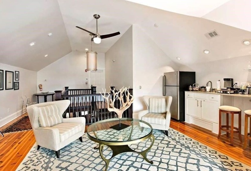 Bed and Breakfast Sparrow Grove Manor