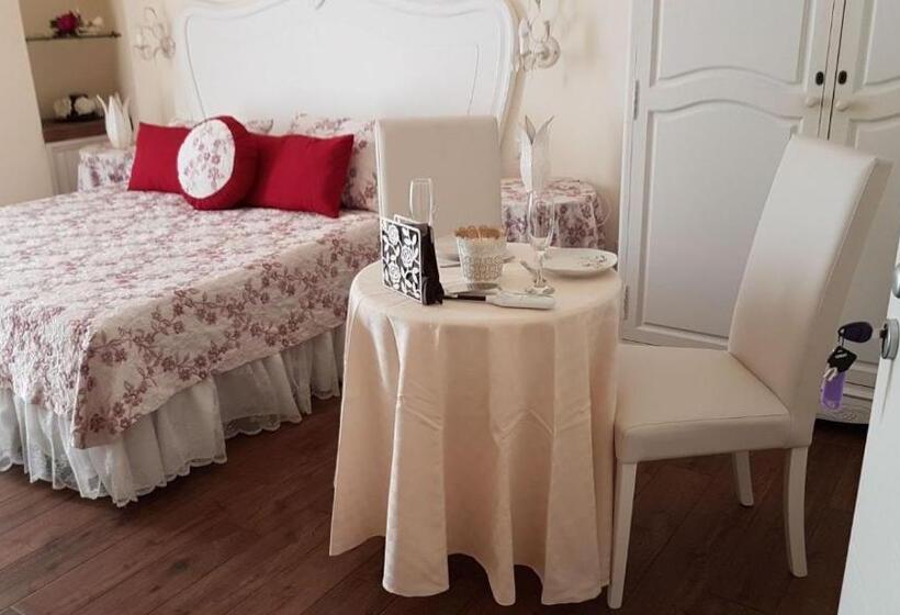 تختخواب و صبحانه Sweet Dreams