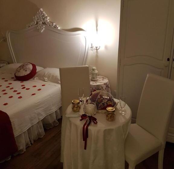 تختخواب و صبحانه Sweet Dreams