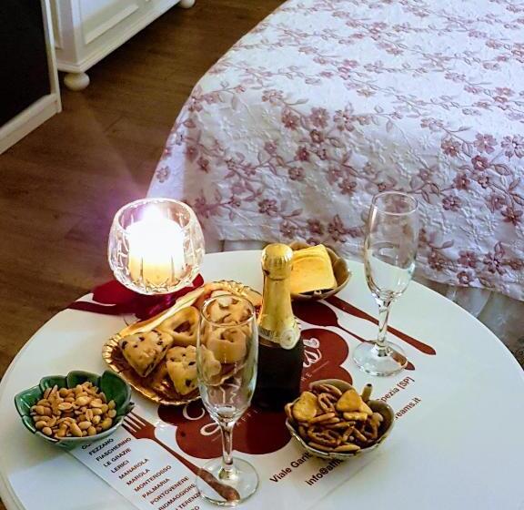 تختخواب و صبحانه Sweet Dreams