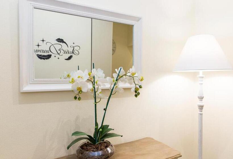 تختخواب و صبحانه Sweet Dreams