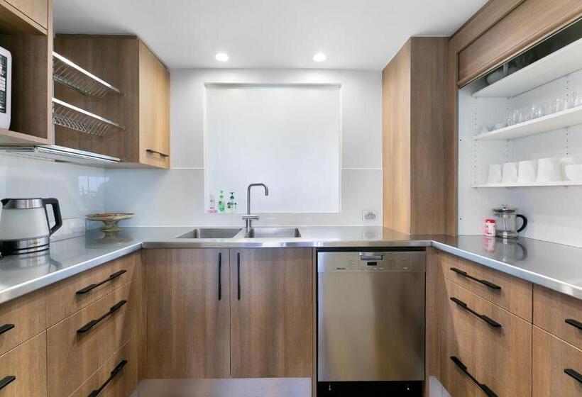 Burleigh Esplanade Apartments