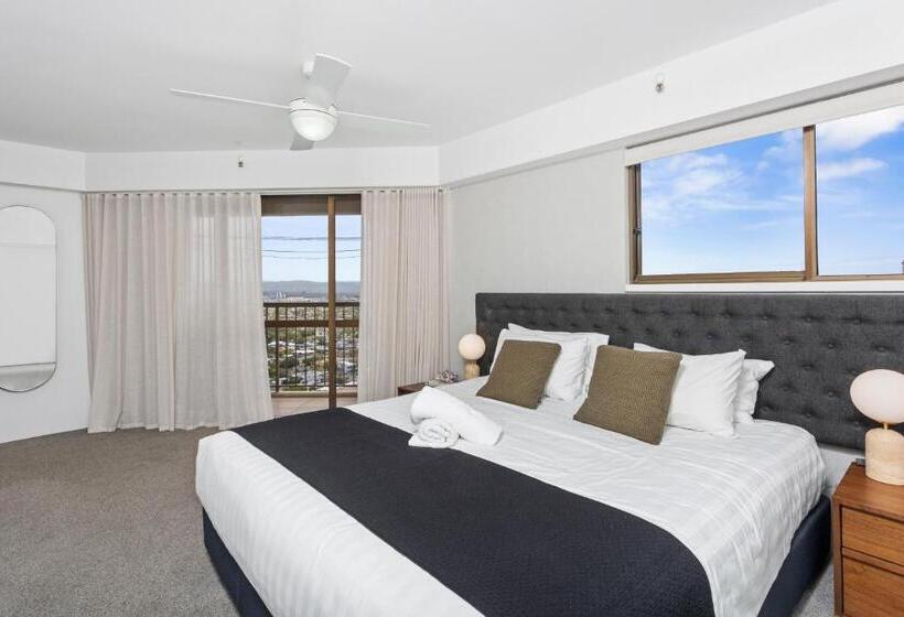 Burleigh Esplanade Apartments