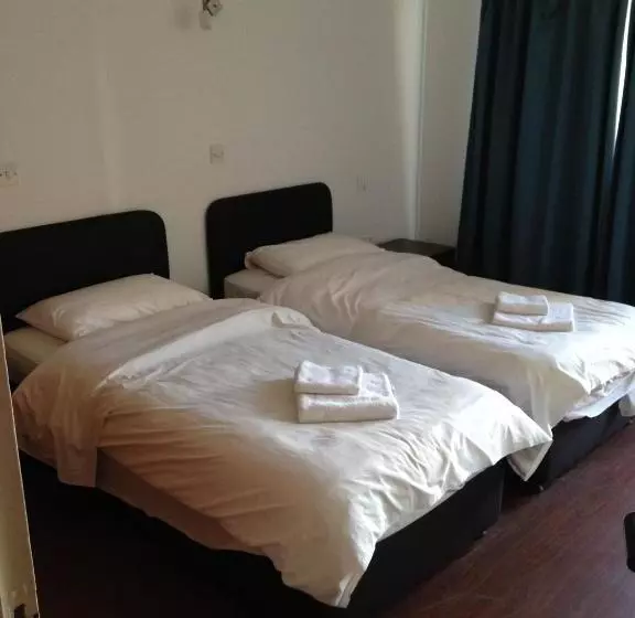 Francis Apartments