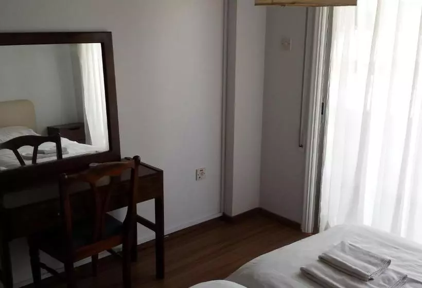 Francis Apartments