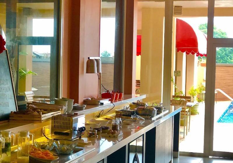 Home Suites Boutique Hotel Freetown