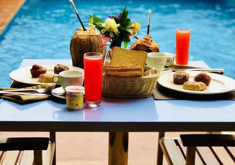 Home Suites Boutique Hotel Freetown