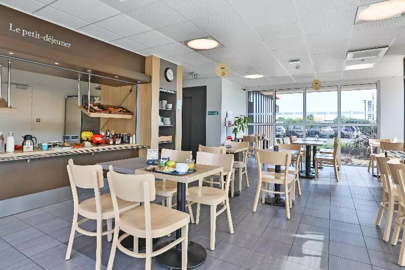 B&b Hotel La Roche Sur Yon