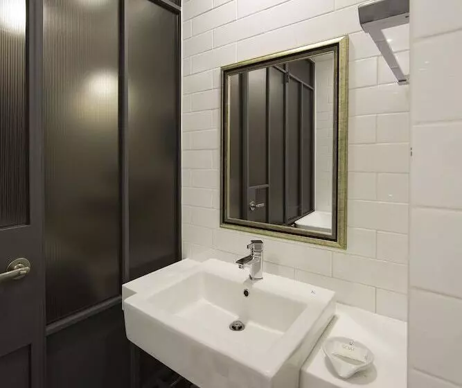 Gimhae Brown Dot Hotel Waterpark