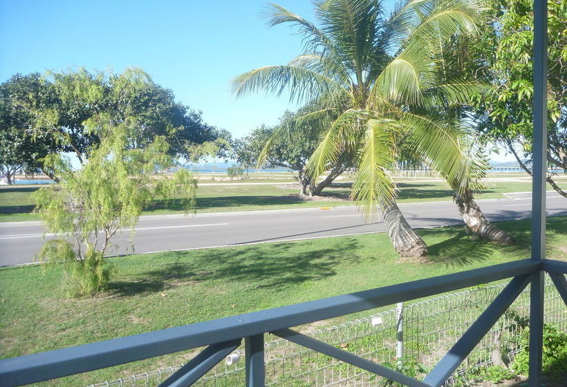 Отель Harbour Lights Tourist Park
