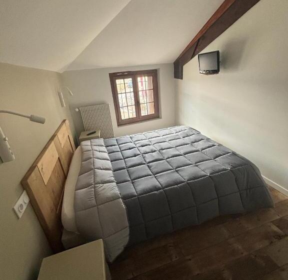 בית מלון כפרי Hôtel Le Coq D Or