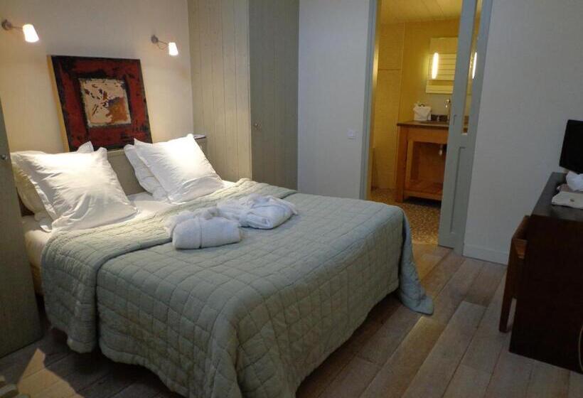 فندق Le Chat Botté