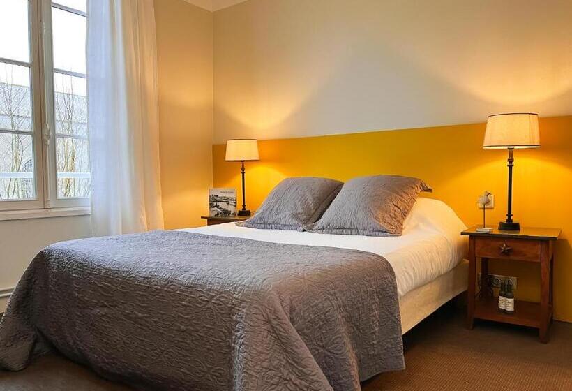 فندق Le Chat Botté