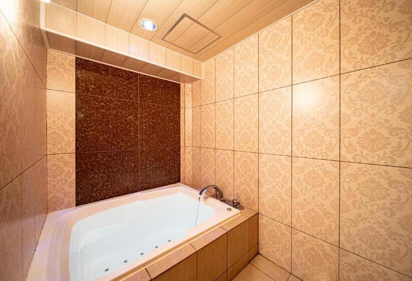 فندق Mint Osaka Airport