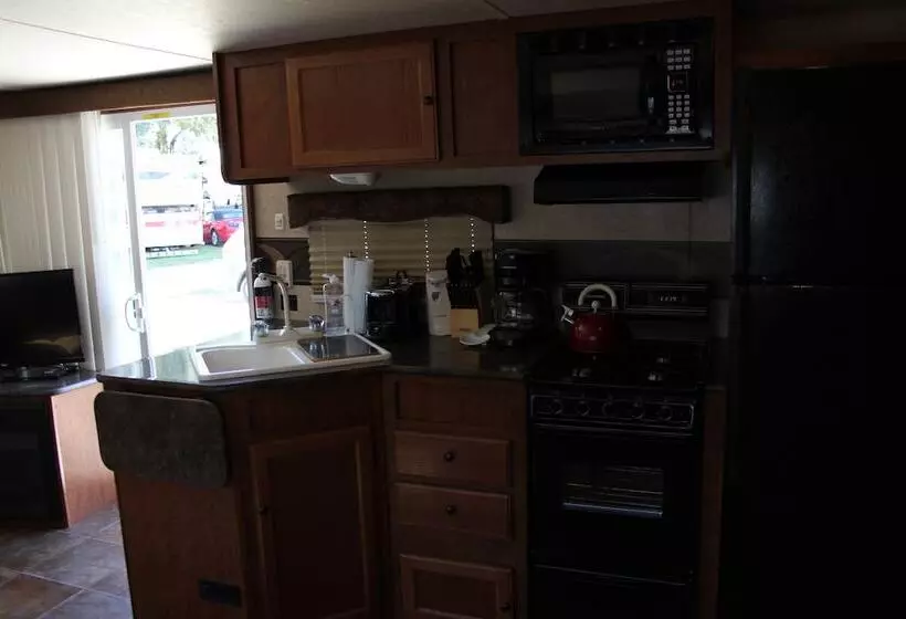 ホテル Orange City Rv Resort