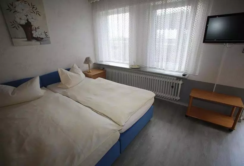 Hotelli Pension Weinberg Mit Landhaus Nizza